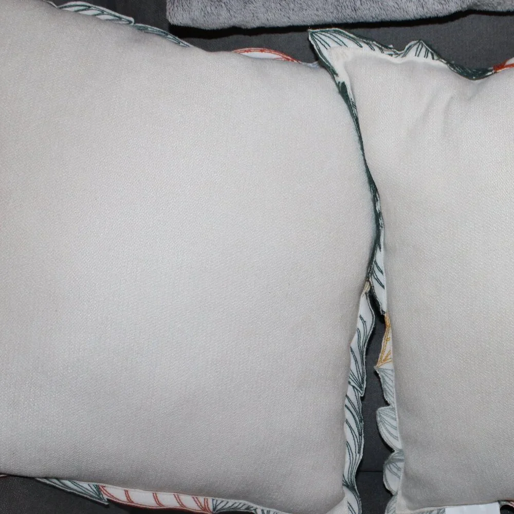 Two Harvest 18x18 inch Throw Pillows Crem Gold Green